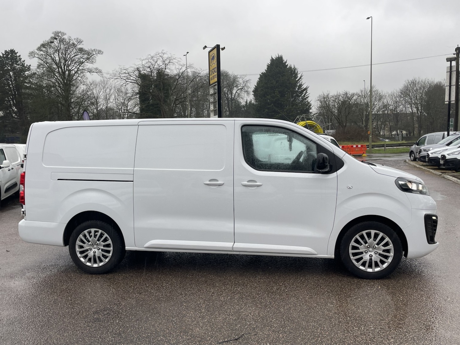 Used Vauxhall Vivaro 2023 for sale - 77423513: Photo 6