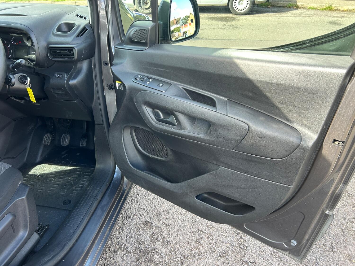 Vehicle 21