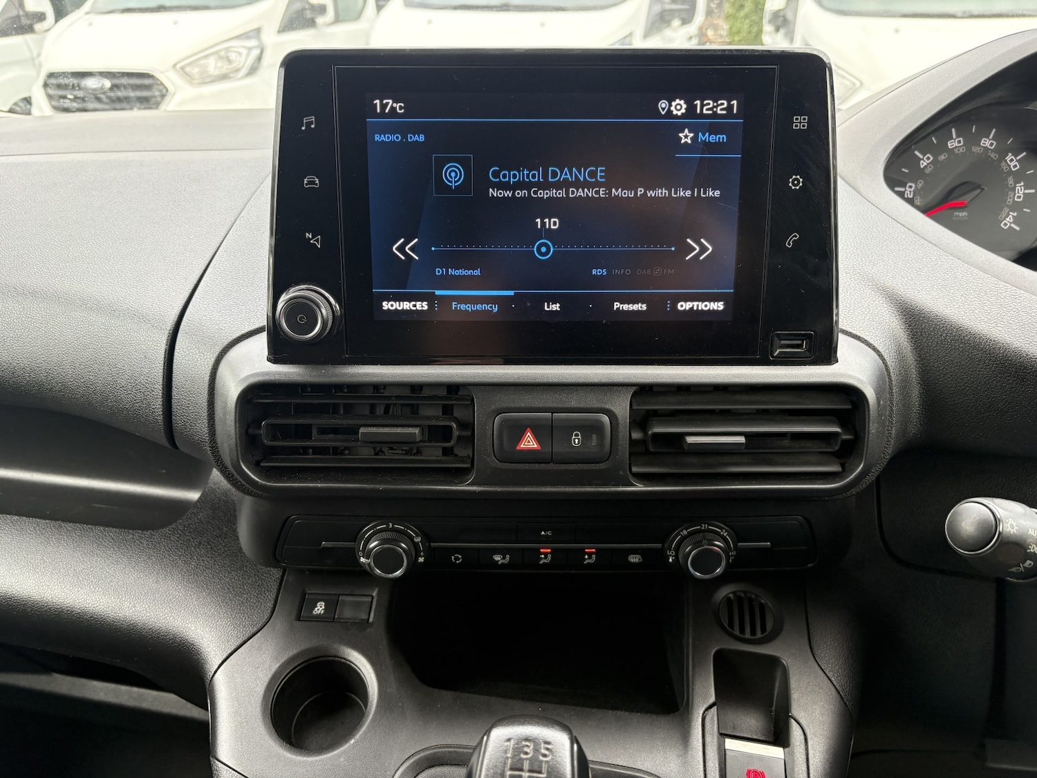 Used Peugeot Partner 2019 for sale - 76536704: Photo 16