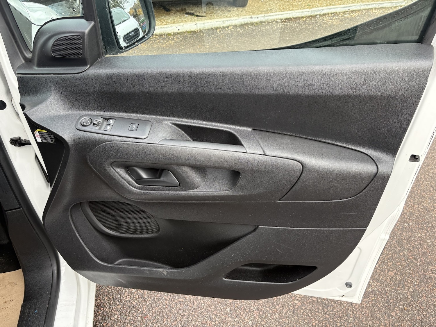 Used Peugeot Partner 2019 for sale - 76536704: Photo 18