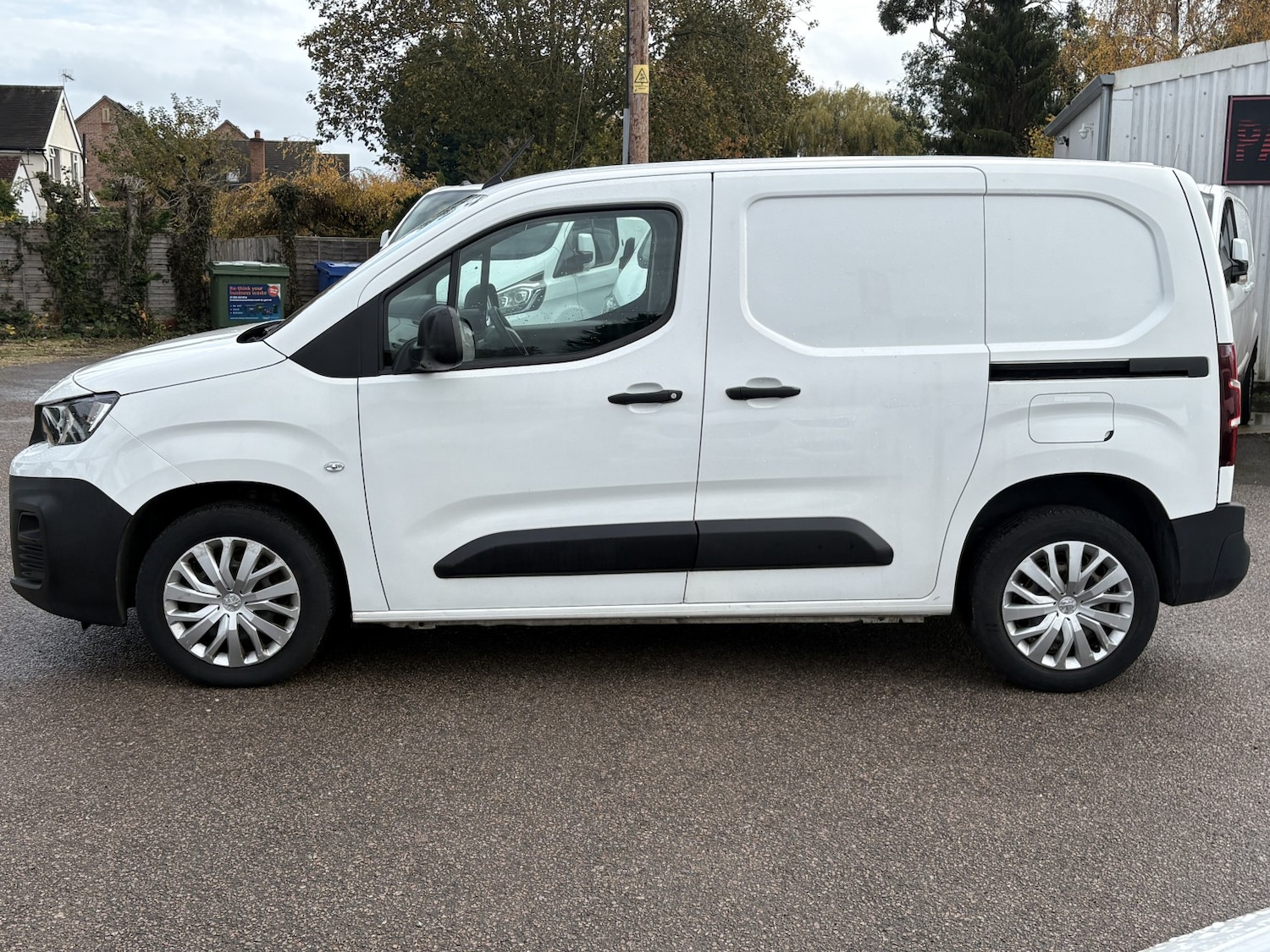 Used Peugeot Partner 2019 for sale - 76536704: Photo 2