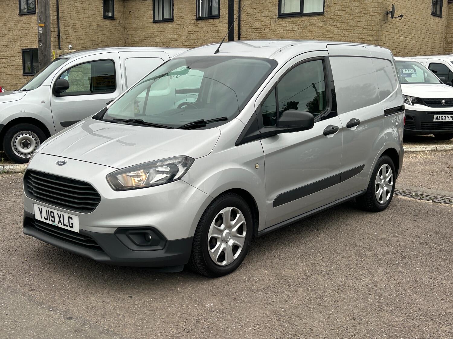 Used Ford Transit Courier 2019 for sale - 76134038: Photo 1