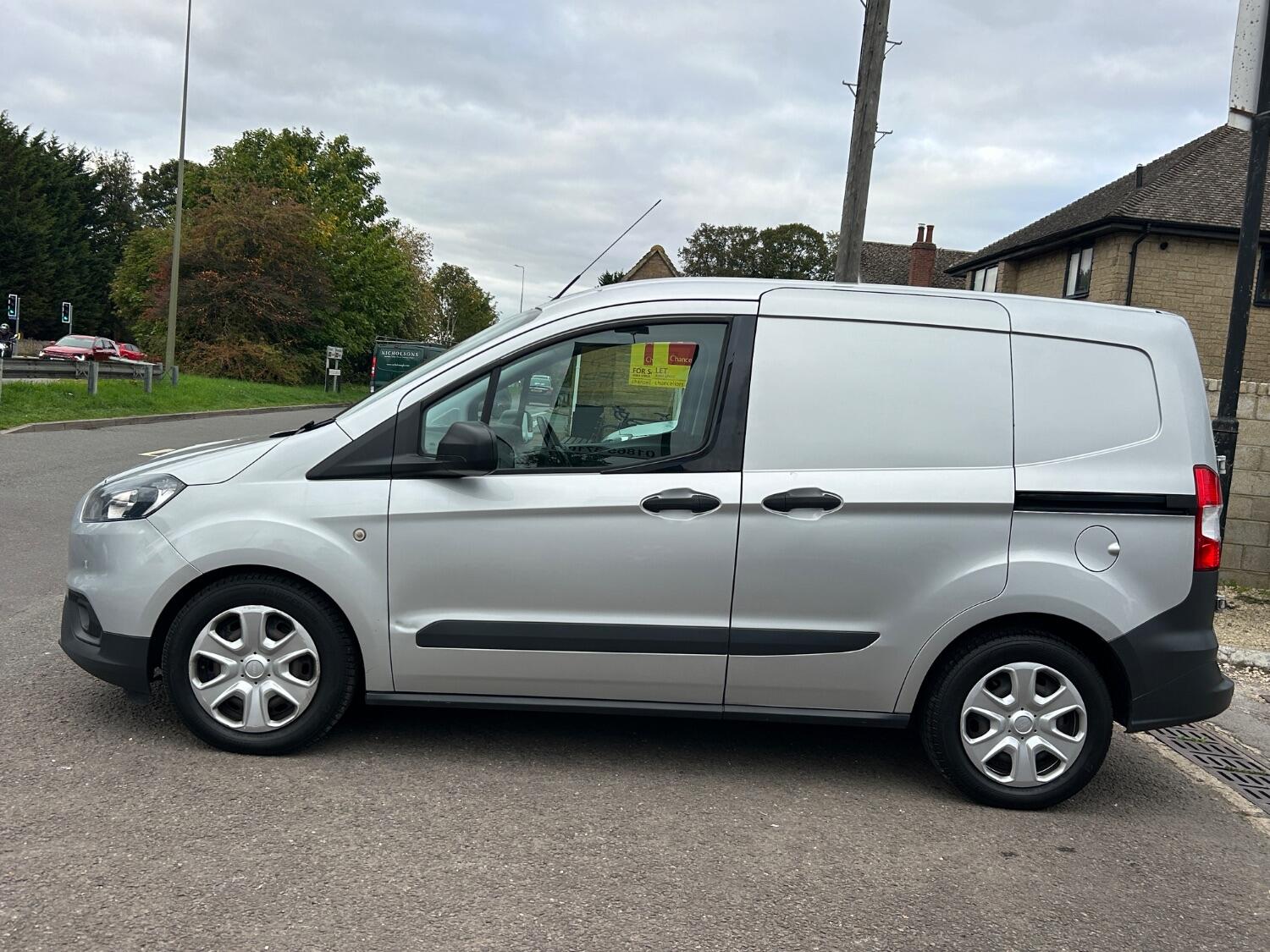 Used Ford Transit Courier 2019 for sale - 76134038: Photo 2