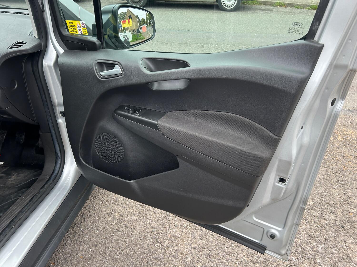 Used Ford Transit Courier 2019 for sale - 76134038: Photo 21