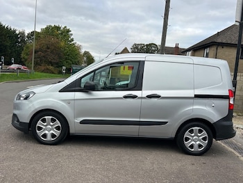 Used Ford Transit Courier 2019 for sale - 76134038: Photo 2