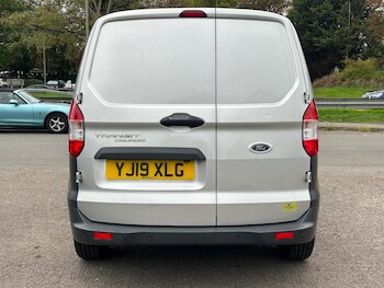 Used Ford Transit Courier 2019 for sale - 76134038: Photo 4