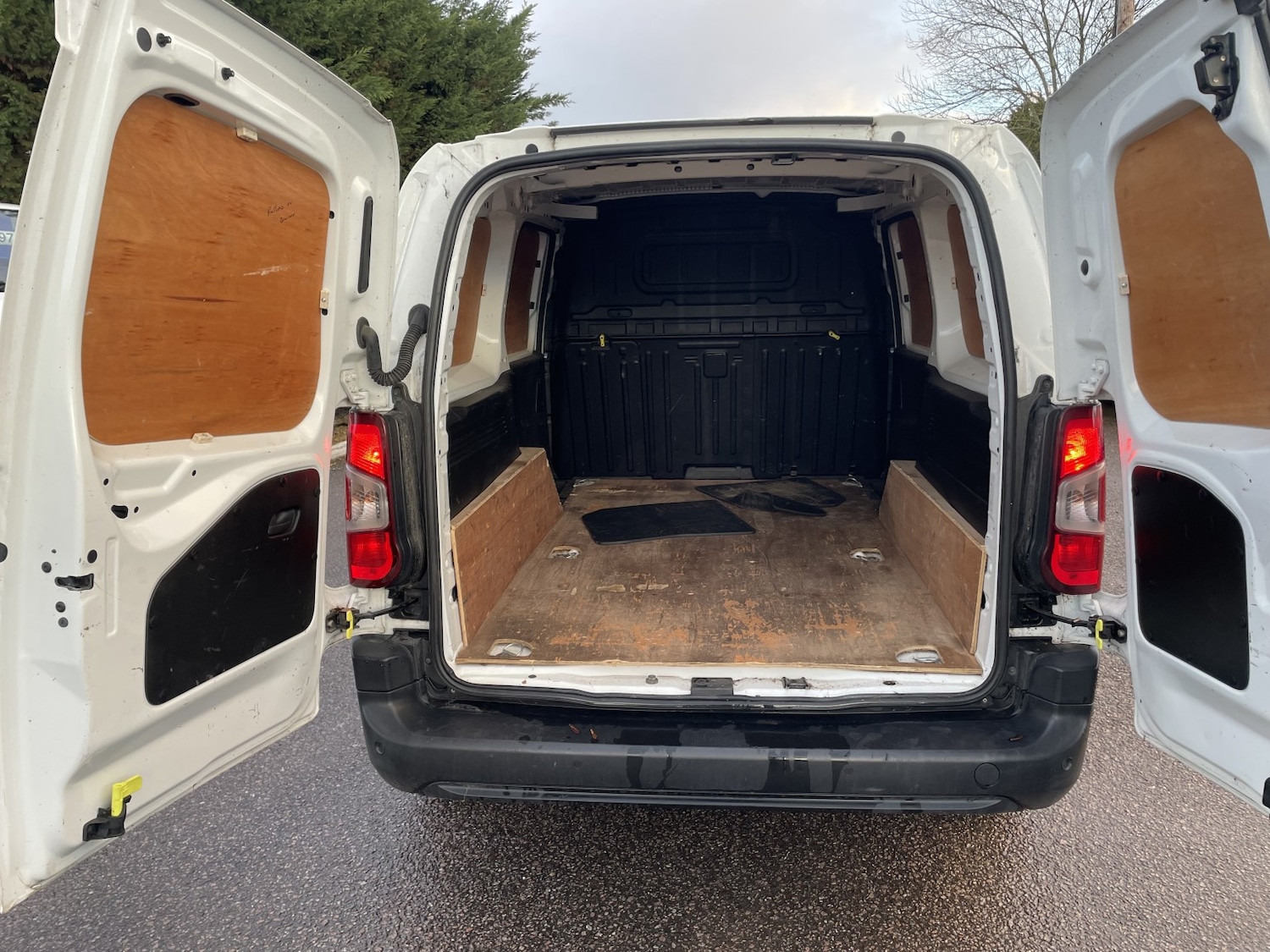 Used Citroen Berlingo 2020 for sale - 77342678: Photo 11