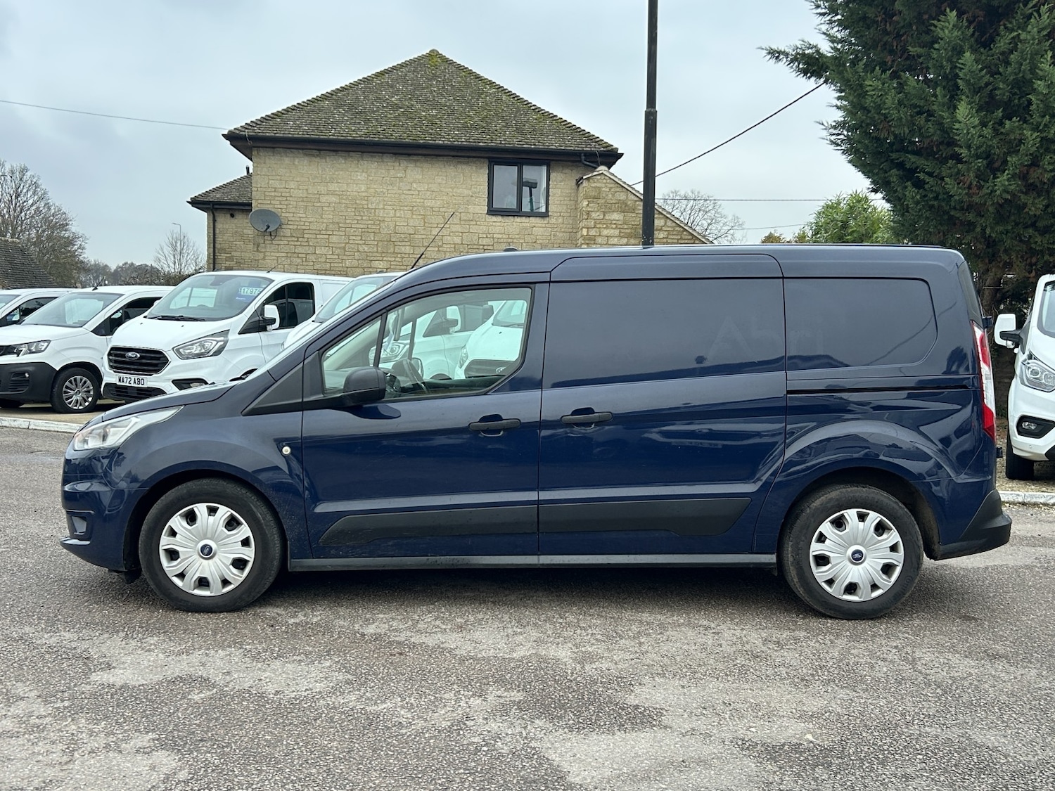 Used Ford Transit Connect 2019 for sale - 77038931: Photo 2