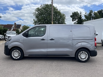 Used Toyota ProAce 2023 for sale - 79047660: Photo