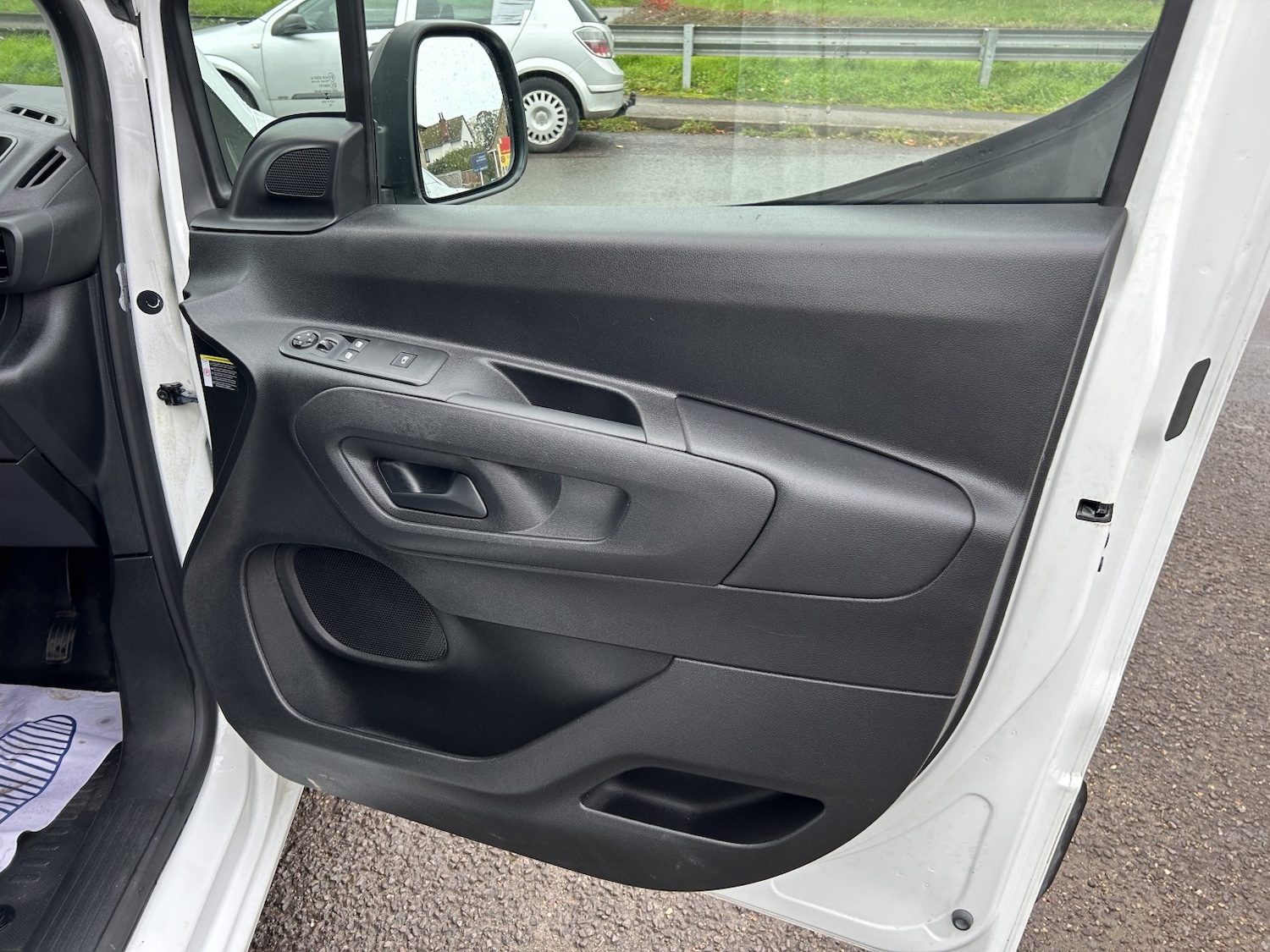 Used Peugeot Partner 2020 for sale - 76422109: Photo 20