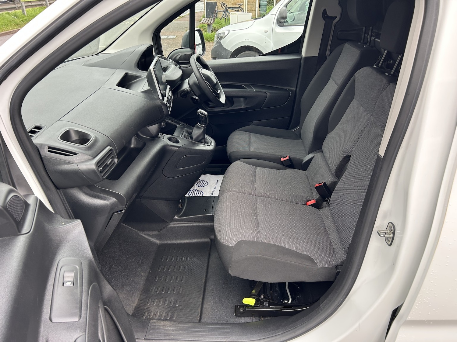 Used Peugeot Partner 2020 for sale - 76422109: Photo 9