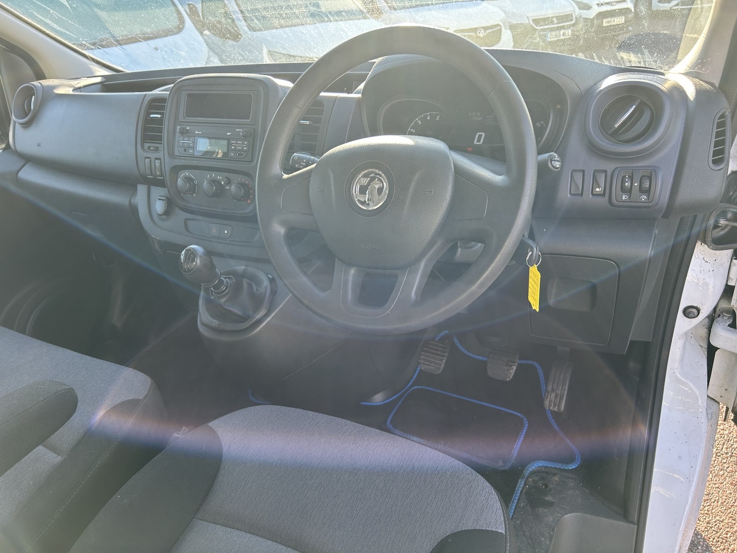 Used Vauxhall Vivaro 2016 for sale - 77201235: Photo 17