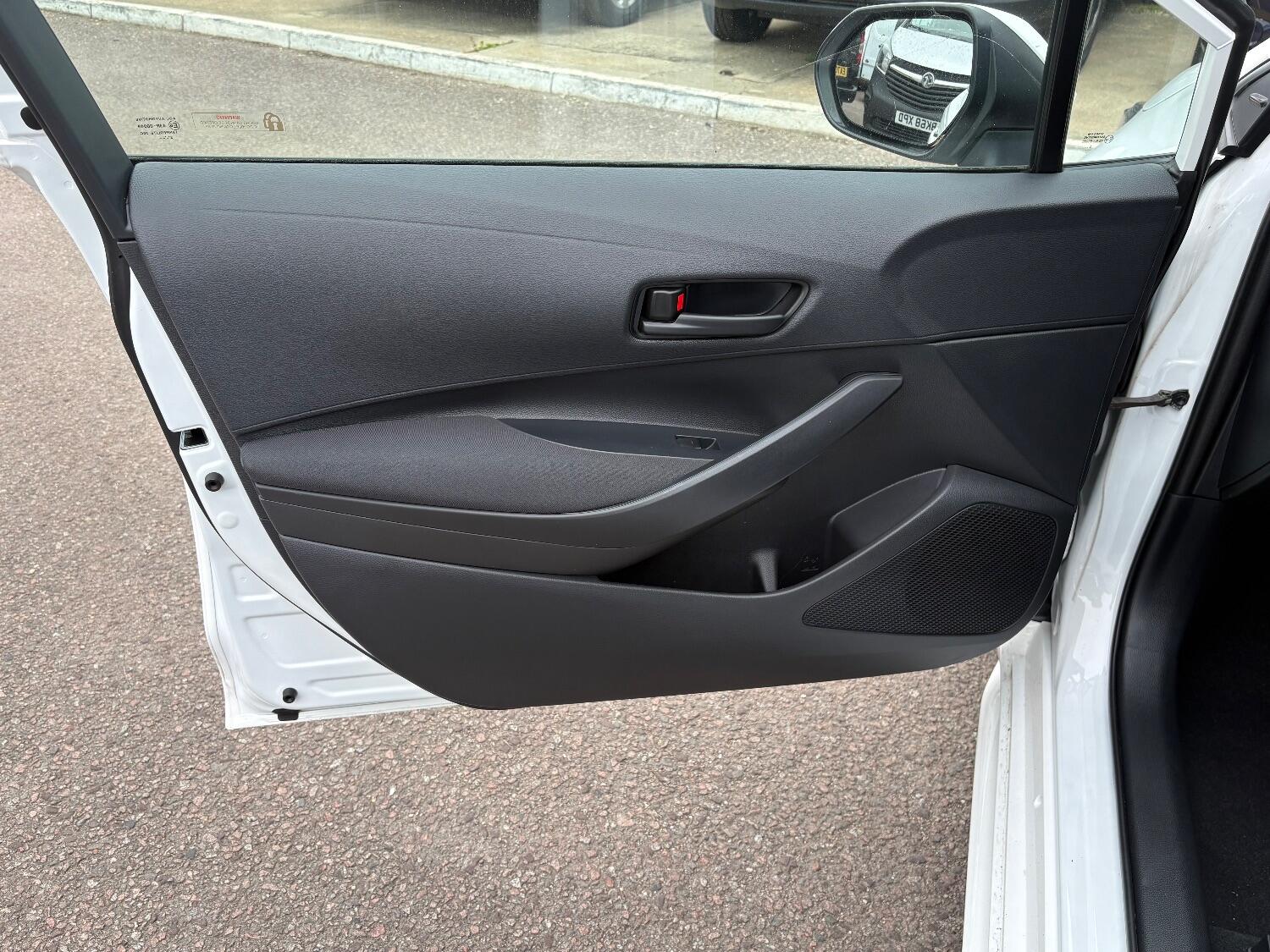 Used Toyota Corolla 2023 for sale - 75925179: Photo 11