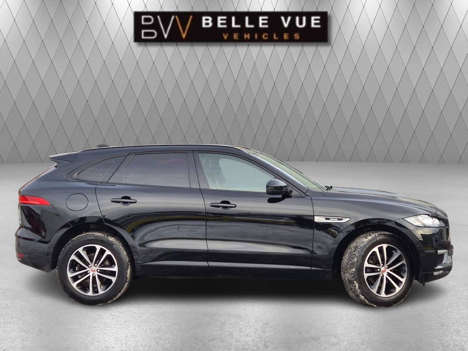 Used Jaguar F-Pace 2019 for sale - 77251453: Photo 2