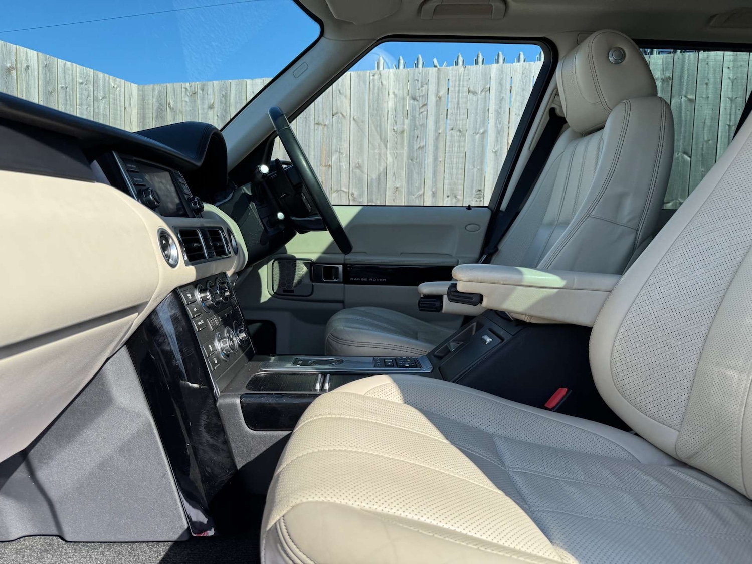 Used Land Rover Range Rover 2012 for sale - 76601539: Photo 15