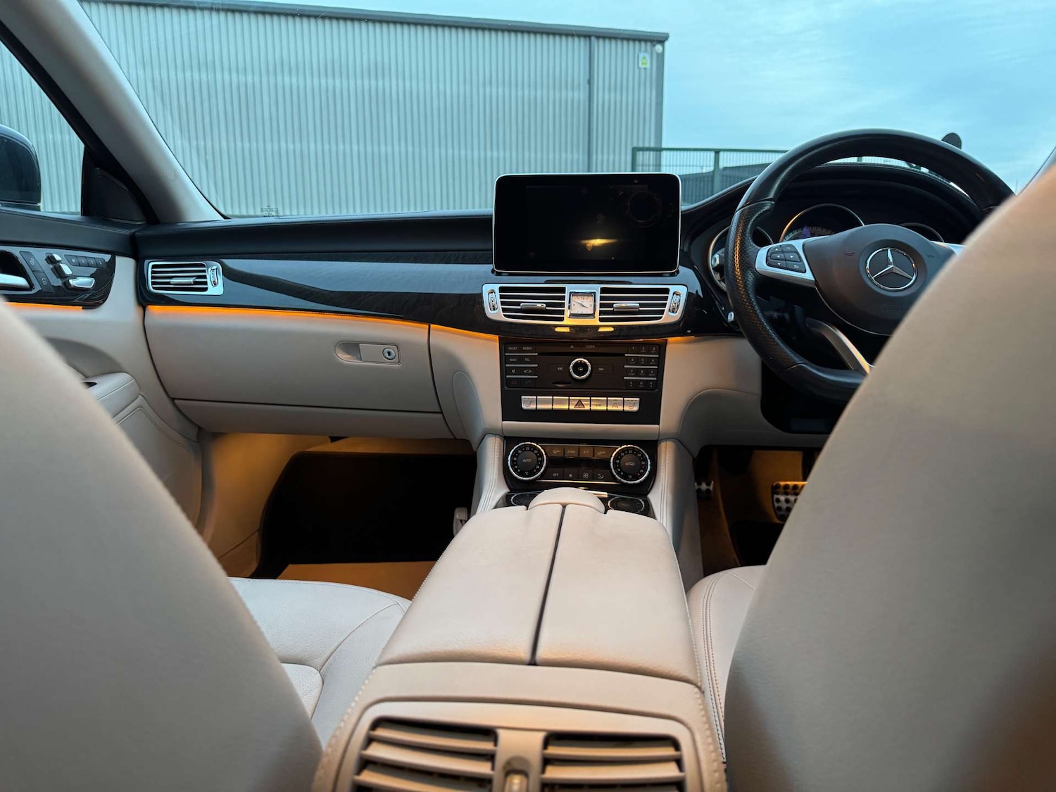 Used Mercedes-Benz CLS 2016 for sale - 76618181: Photo 35