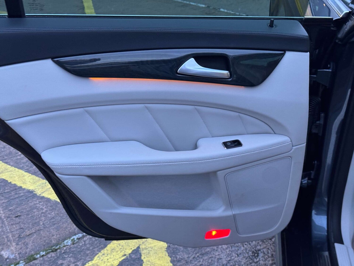 Used Mercedes-Benz CLS 2016 for sale - 76618181: Photo 46