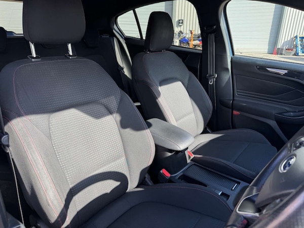 Used Ford Focus 2019 for sale - 76277402: Photo 12