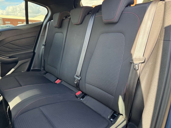 Used Ford Focus 2019 for sale - 76277402: Photo 18