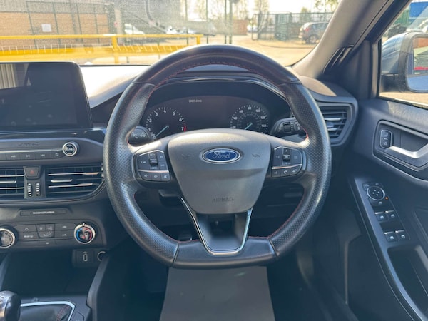 Used Ford Focus 2019 for sale - 76277402: Photo 24