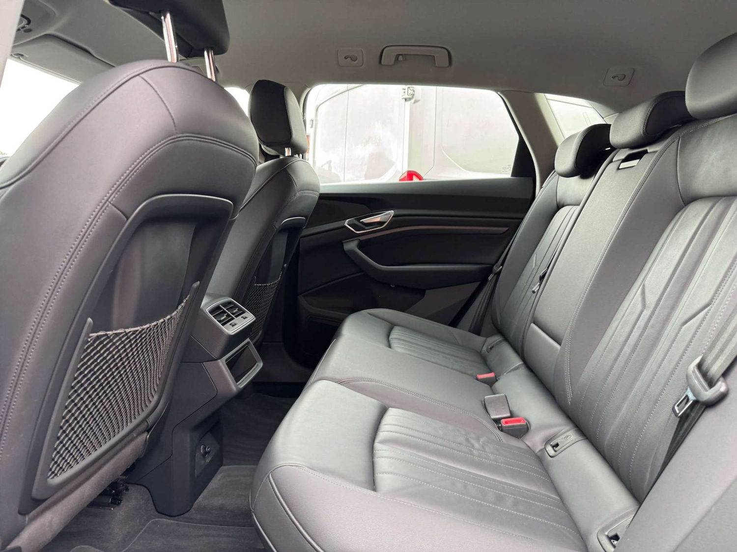 Used Audi e-tron 2020 for sale - 76600863: Photo 16