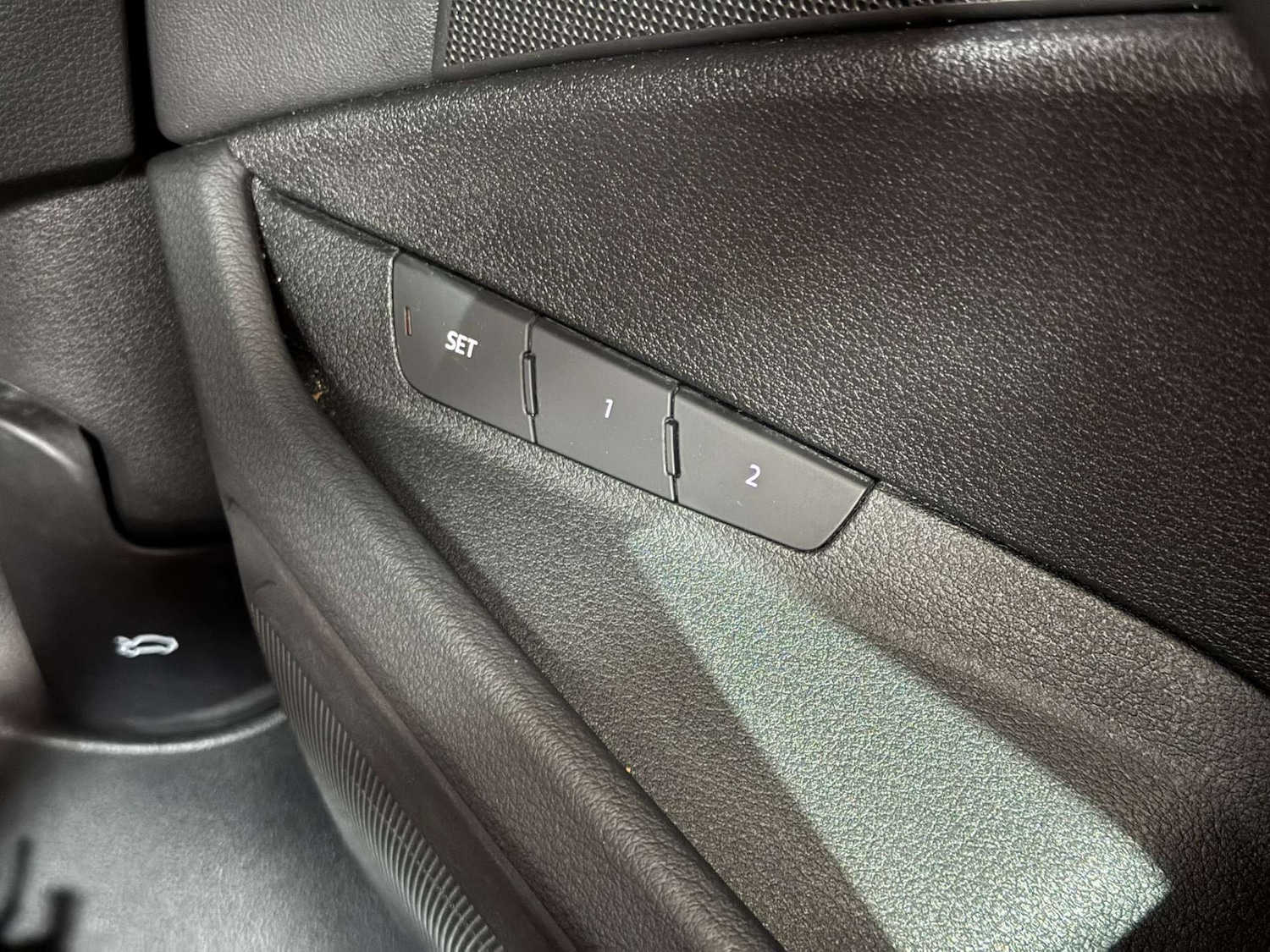 Used Audi e-tron 2020 for sale - 76600863: Photo 36