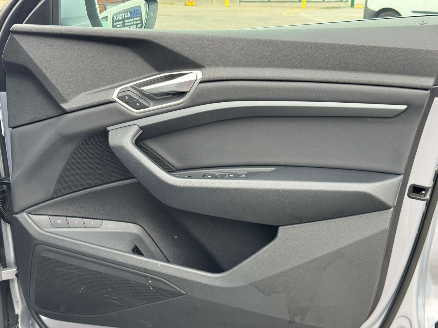 Used Audi e-tron 2020 for sale - 76600863: Photo 62