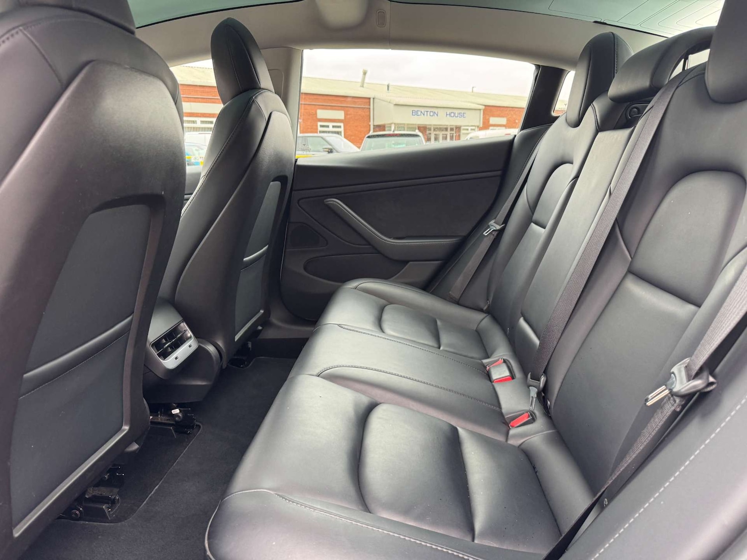 Used Tesla Model 3 2020 for sale - 76600971: Photo 19