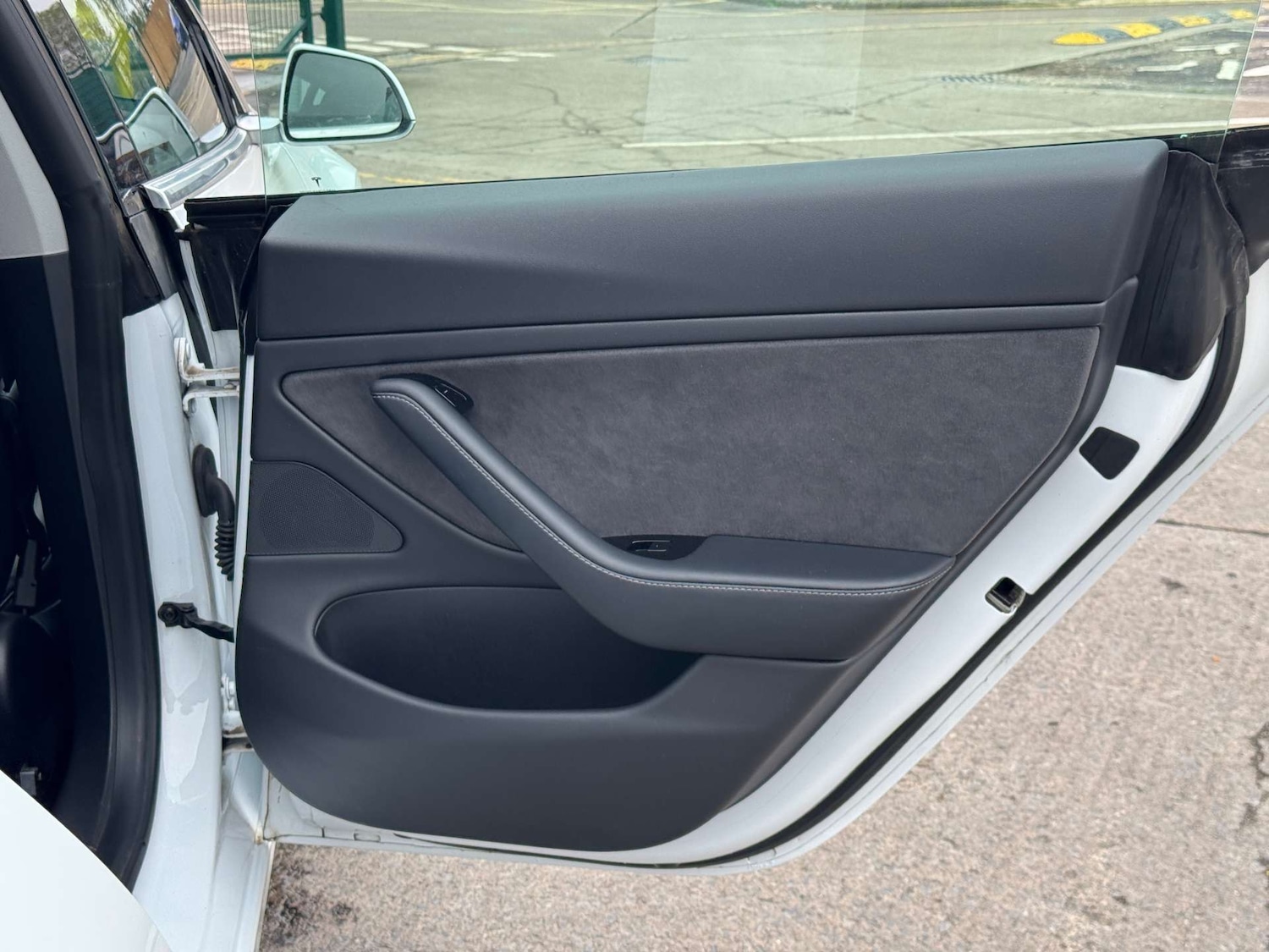 Used Tesla Model 3 2020 for sale - 76600971: Photo 48