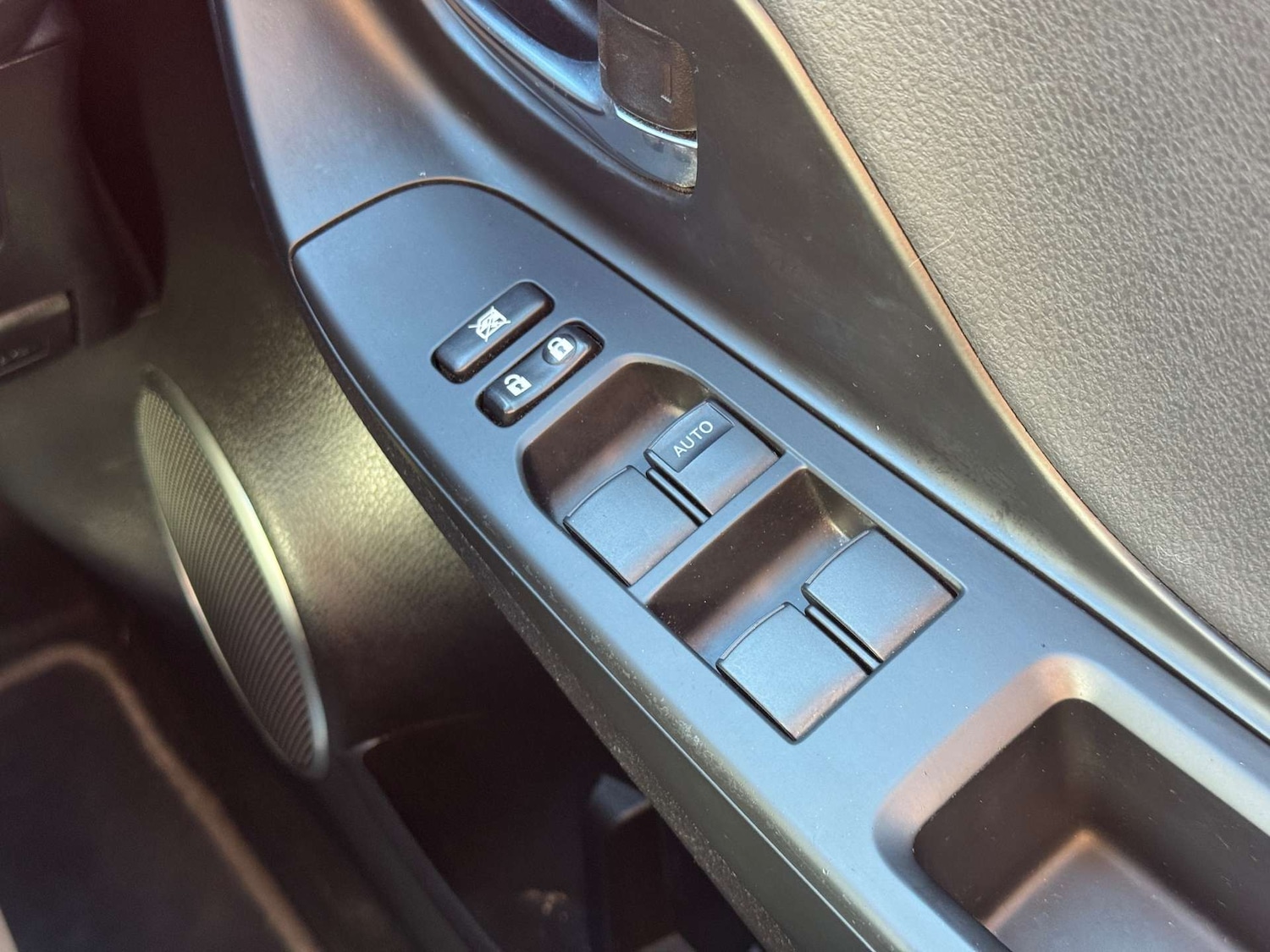 Used Toyota Yaris 2017 for sale - 76600565: Photo 32