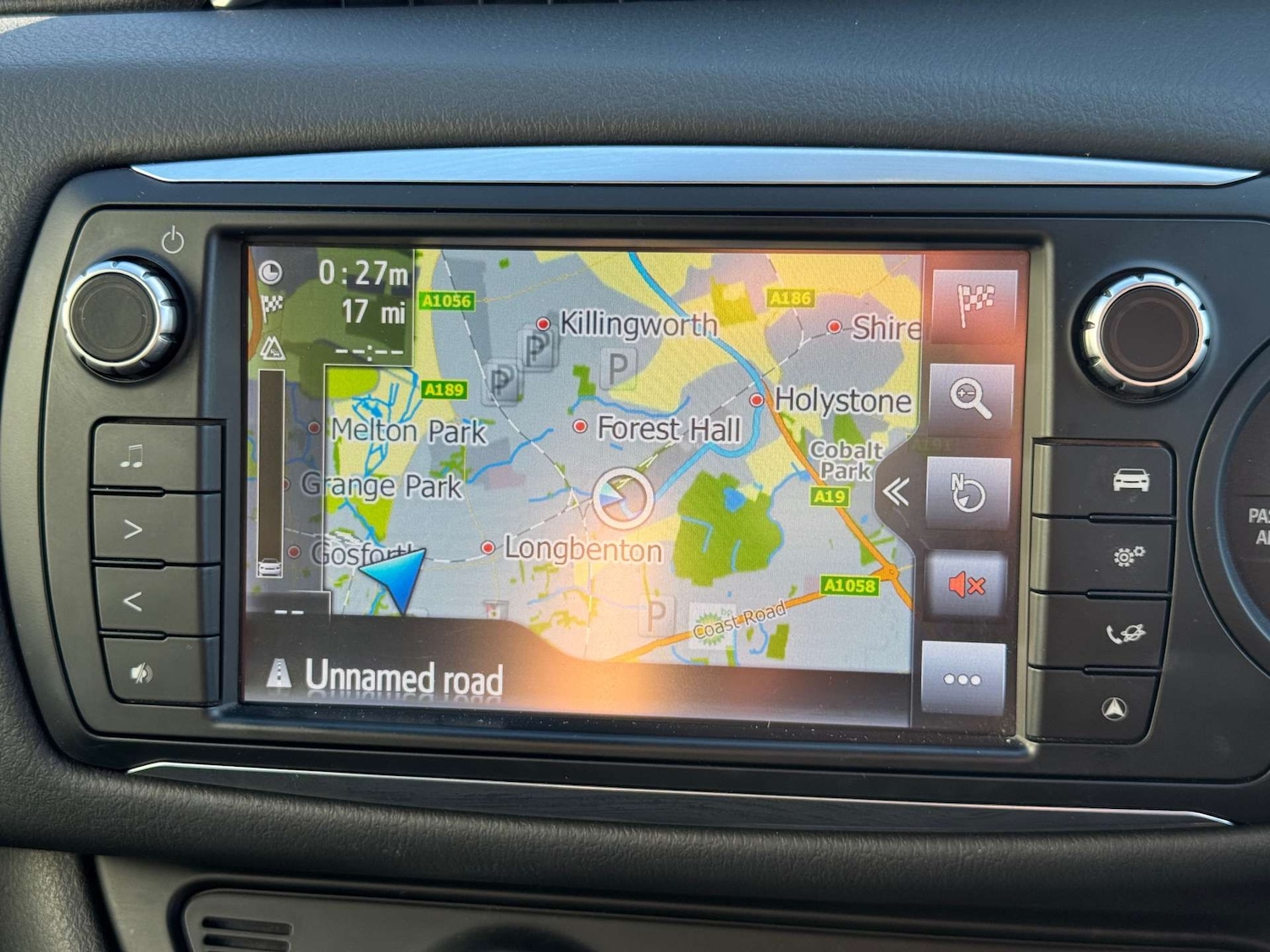 Used Toyota Yaris 2017 for sale - 76600565: Photo 39