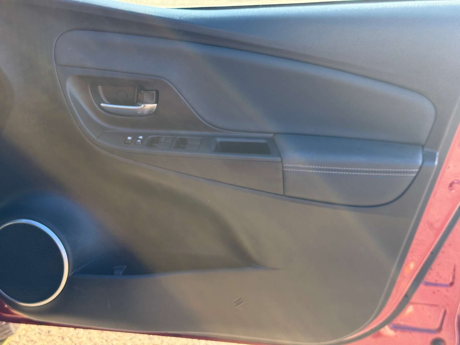 Used Toyota Yaris 2017 for sale - 76600565: Photo 49