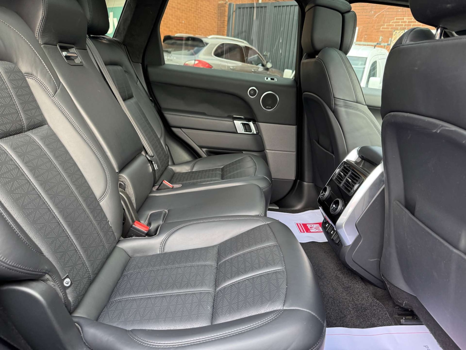 Used Land Rover Range Rover Sport 2018 for sale - 76363523: Photo 17
