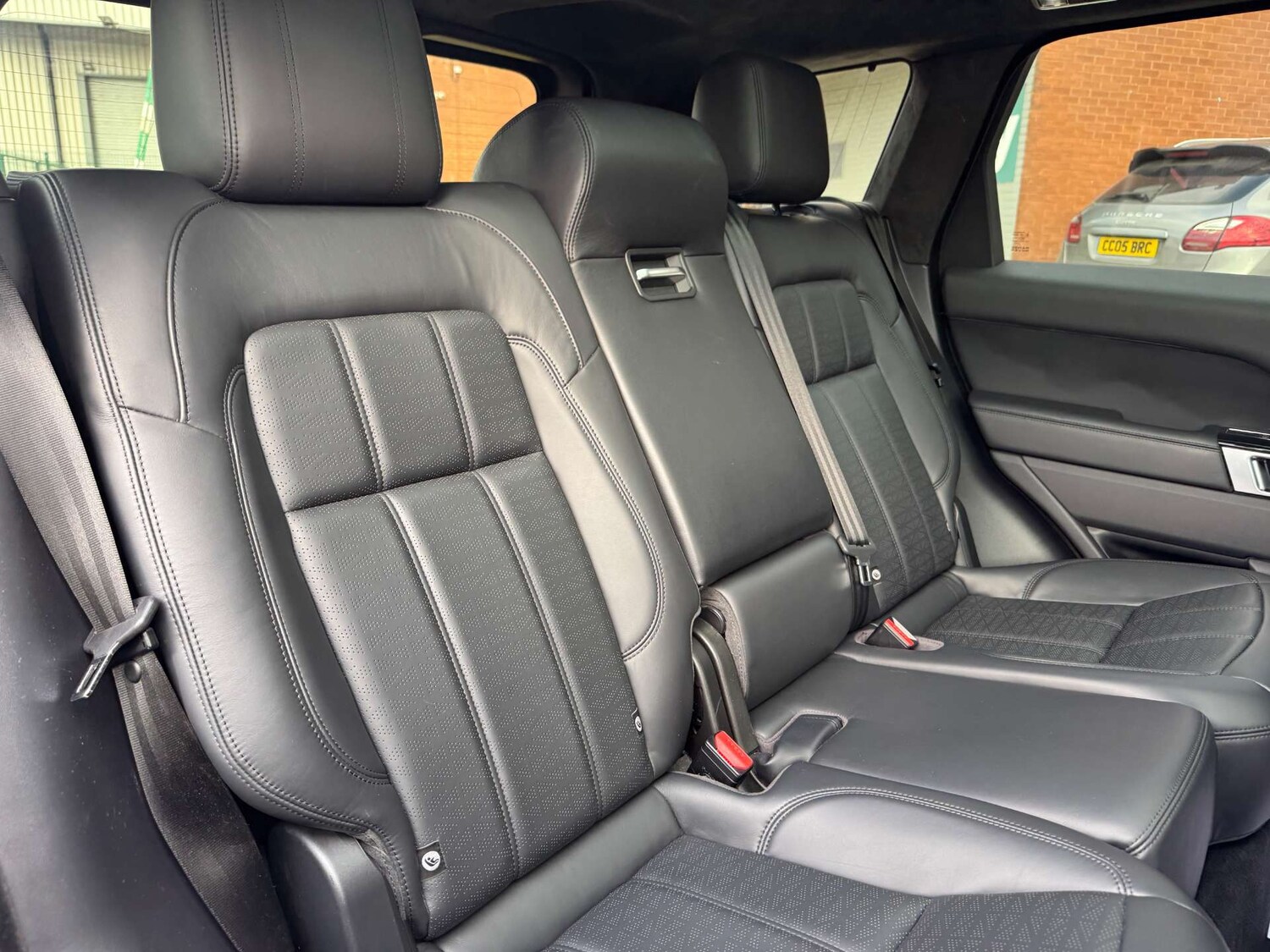 Used Land Rover Range Rover Sport 2018 for sale - 76363523: Photo 18
