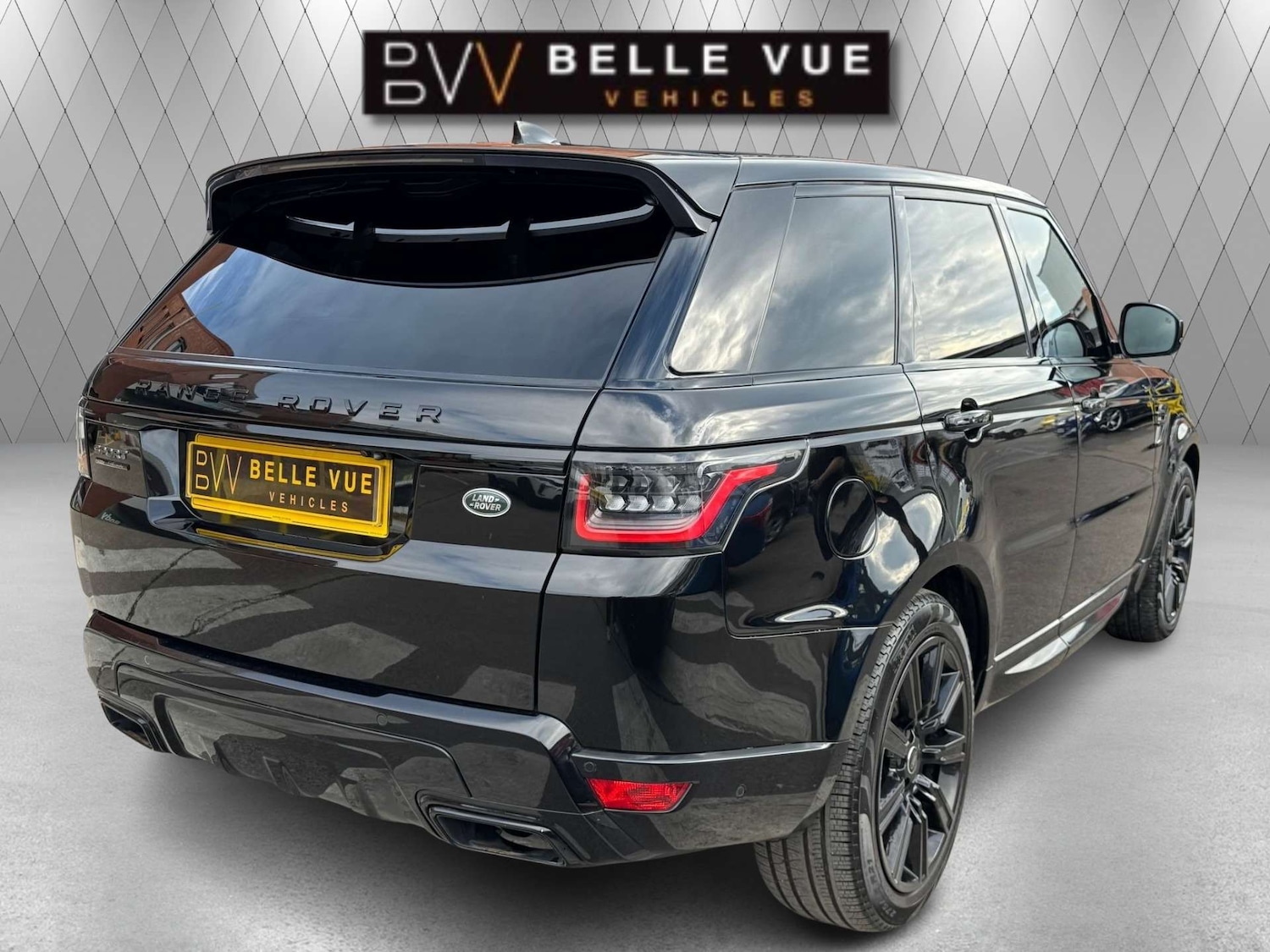 Used Land Rover Range Rover Sport 2018 for sale - 76363523: Photo 3