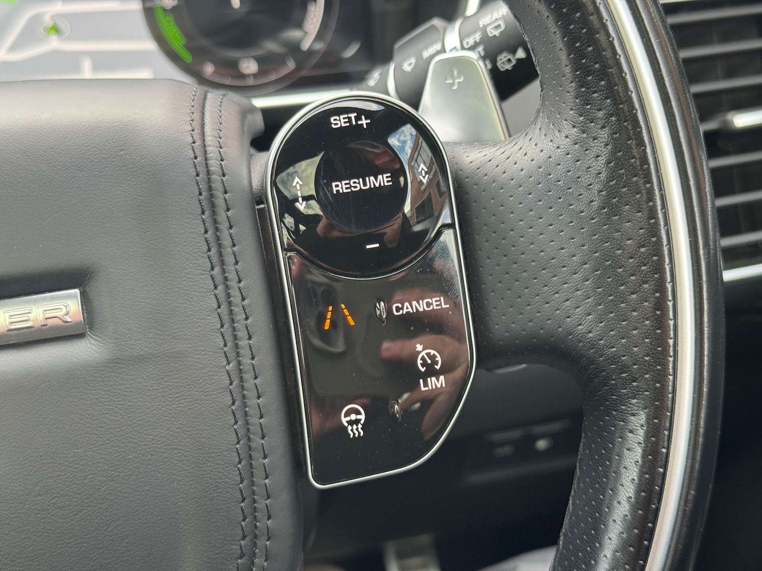 Used Land Rover Range Rover Sport 2018 for sale - 76363523: Photo 33