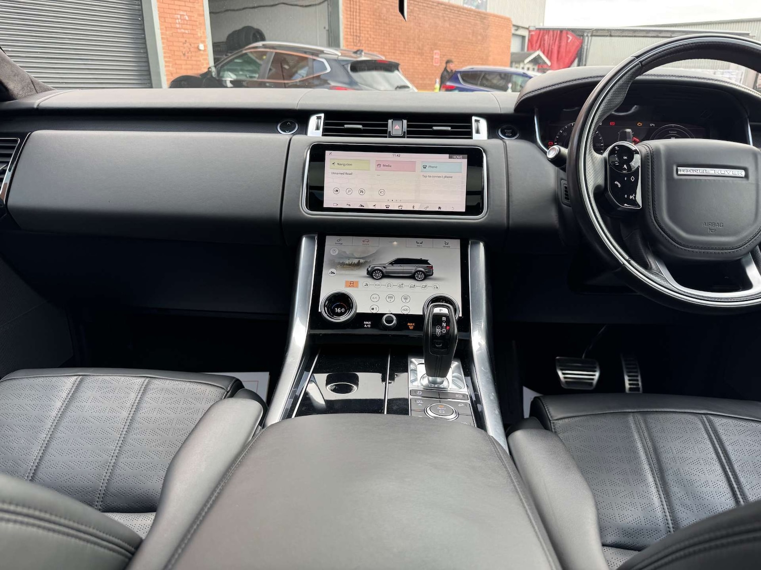 Used Land Rover Range Rover Sport 2018 for sale - 76363523: Photo 43