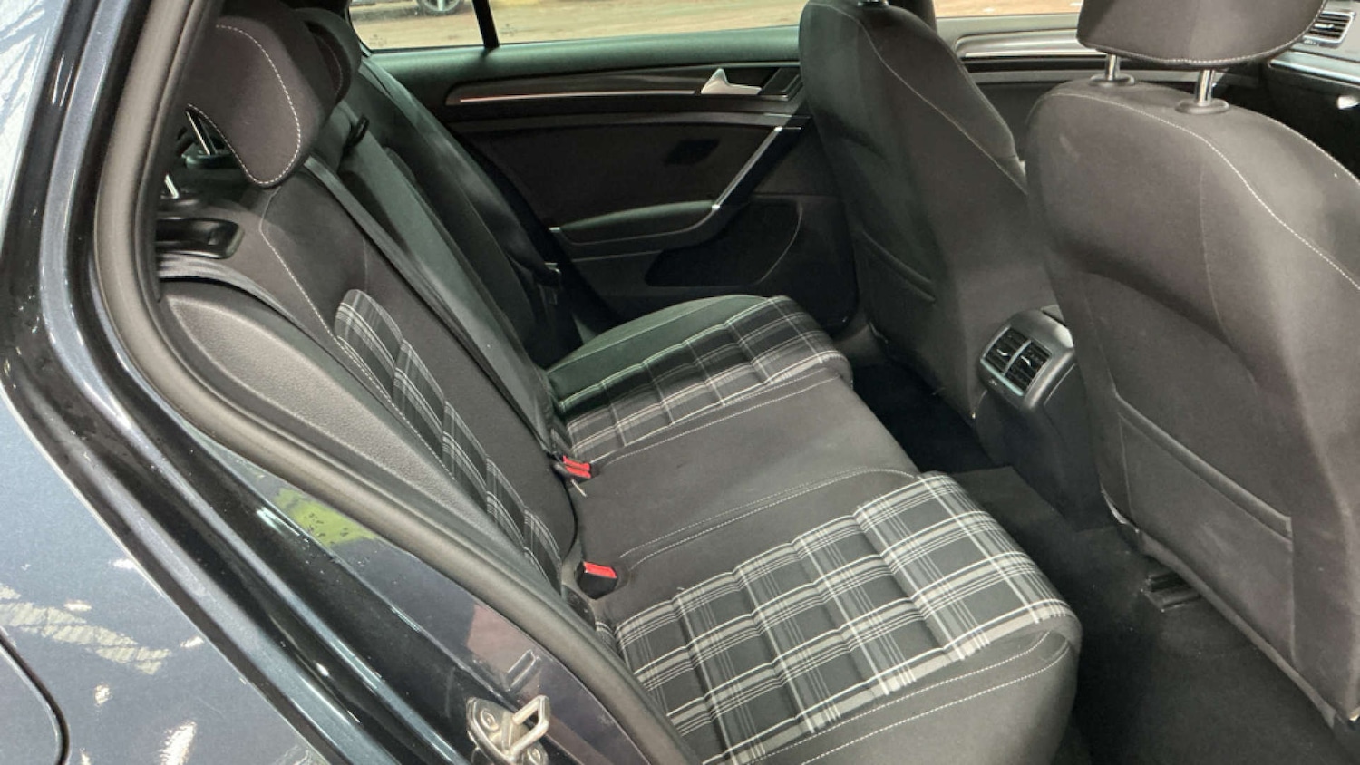 Used Volkswagen Golf 2018 for sale - 76455647: Photo 11