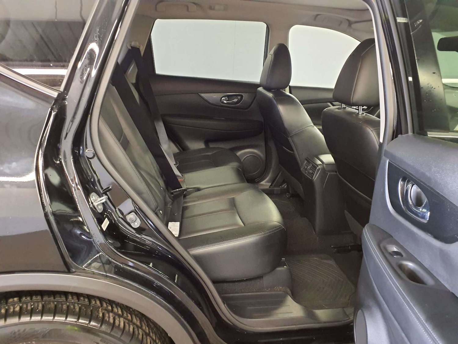 Used Nissan X-Trail 2017 for sale - 76458541: Photo 8