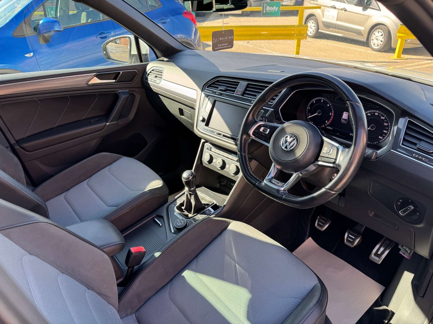 Used Volkswagen Tiguan 2017 for sale - 76363540: Photo 11