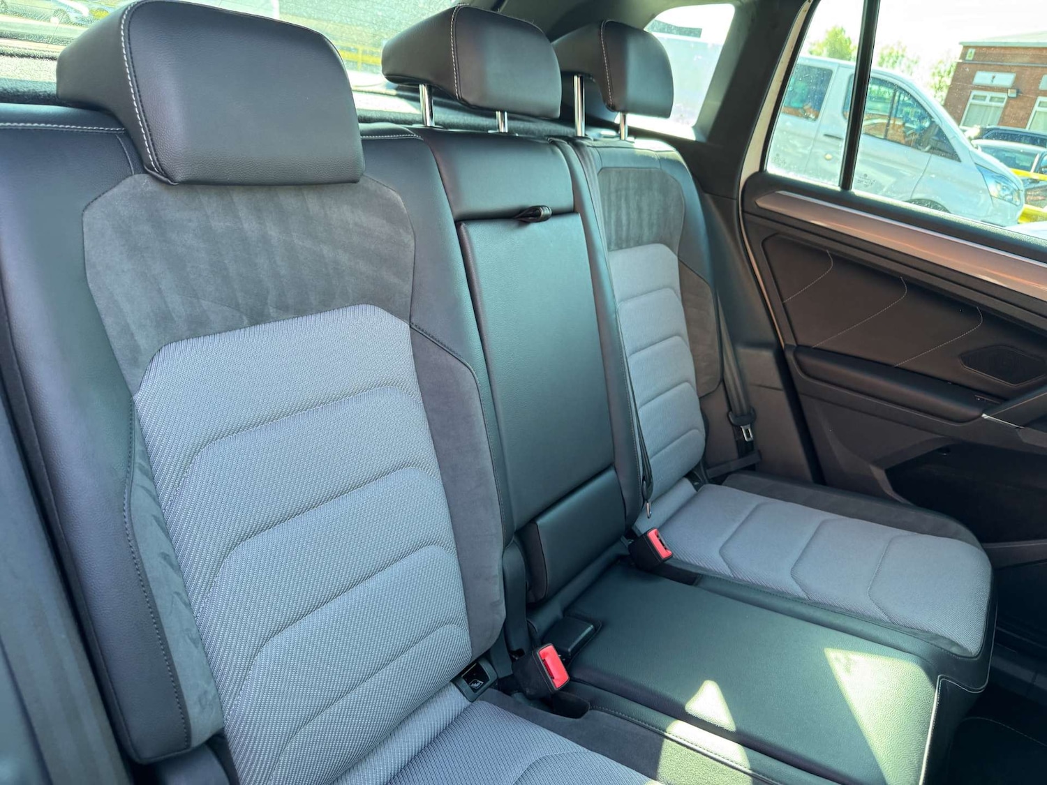 Used Volkswagen Tiguan 2017 for sale - 76363540: Photo 17