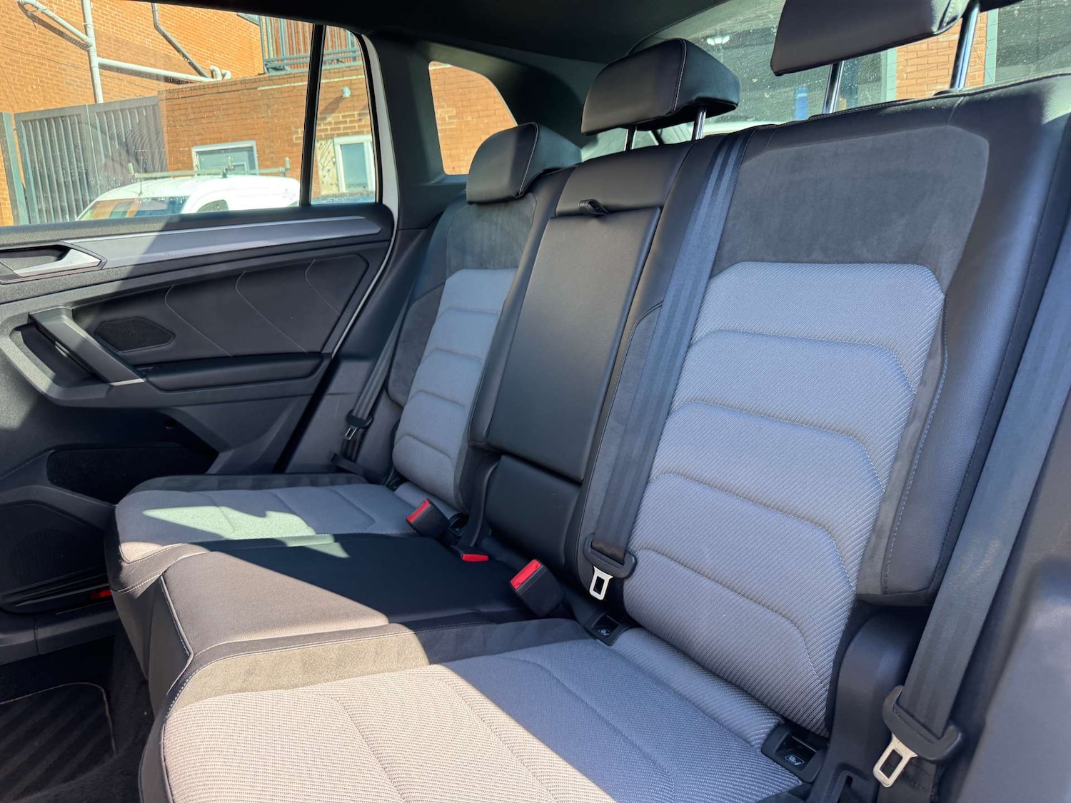 Used Volkswagen Tiguan 2017 for sale - 76363540: Photo 19