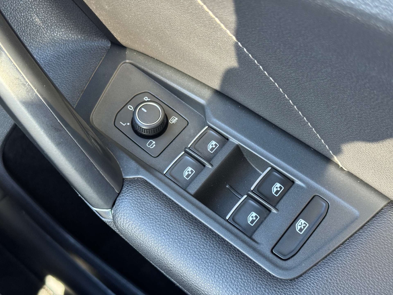 Used Volkswagen Tiguan 2017 for sale - 76363540: Photo 33