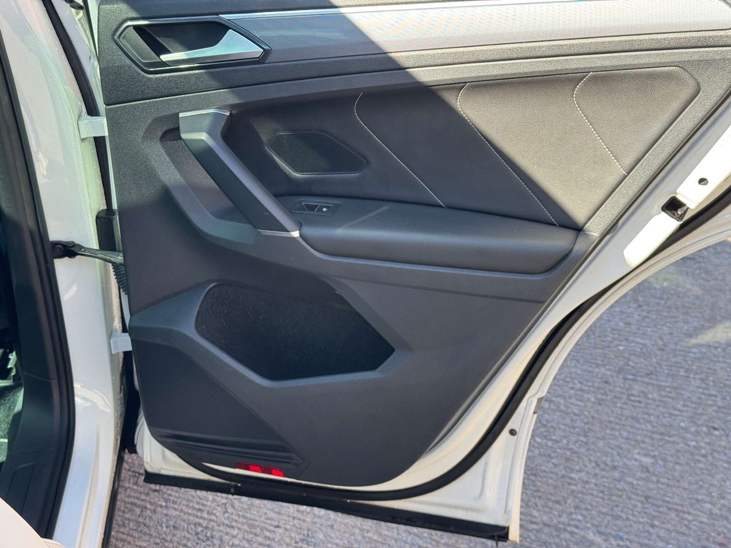 Used Volkswagen Tiguan 2017 for sale - 76363540: Photo 52