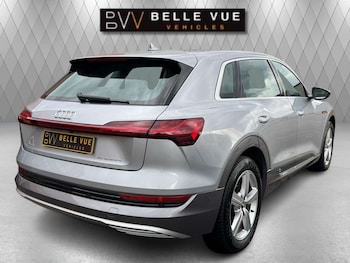 Used Audi e-tron 2020 for sale - 76101599: Photo