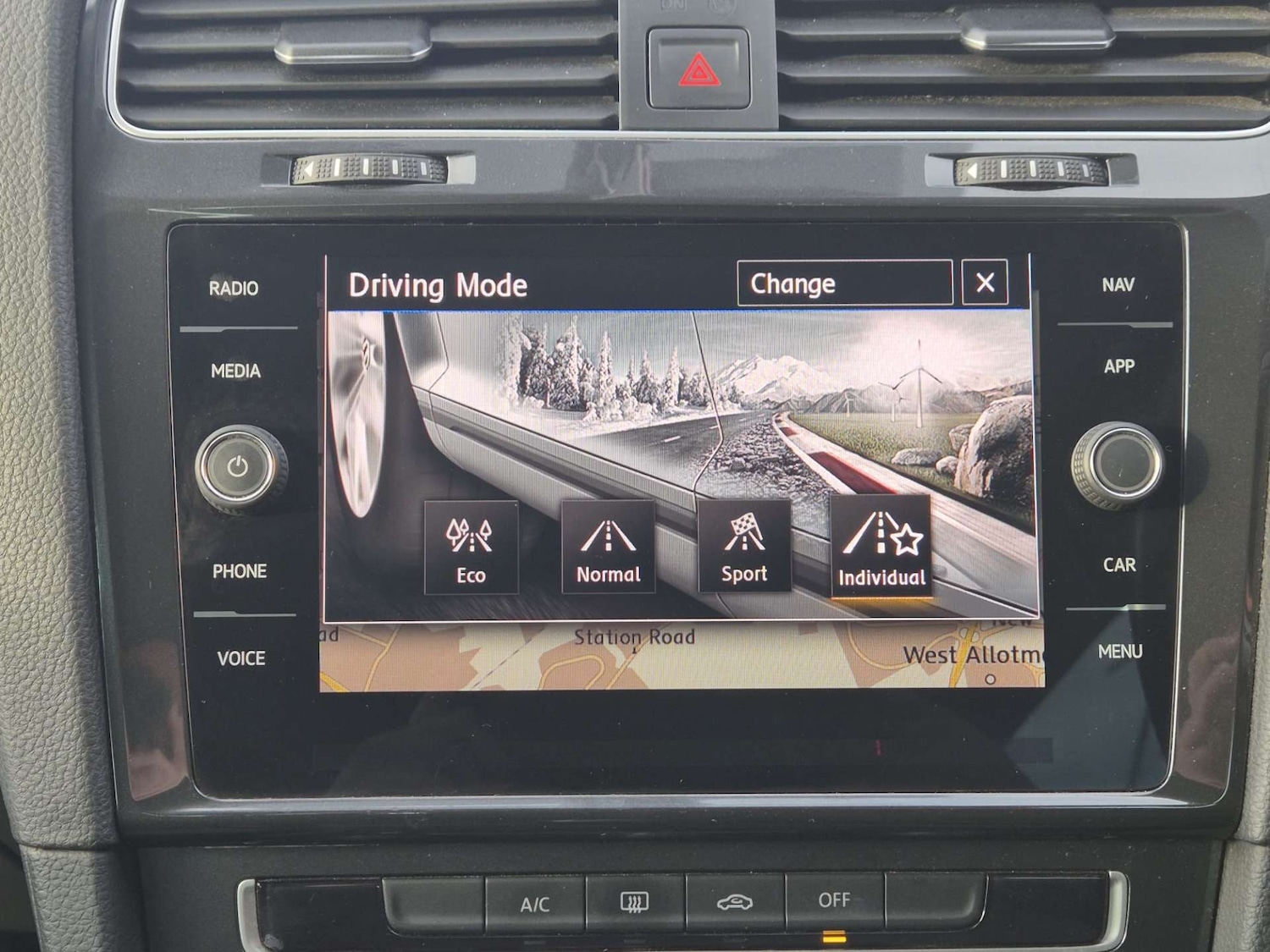 Used Volkswagen Golf 2019 for sale - 76759983: Photo 21