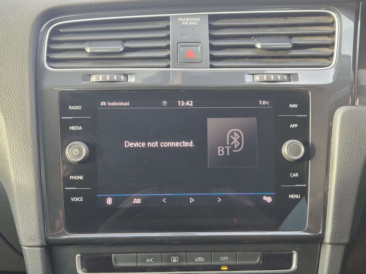 Used Volkswagen Golf 2019 for sale - 76759983: Photo 24