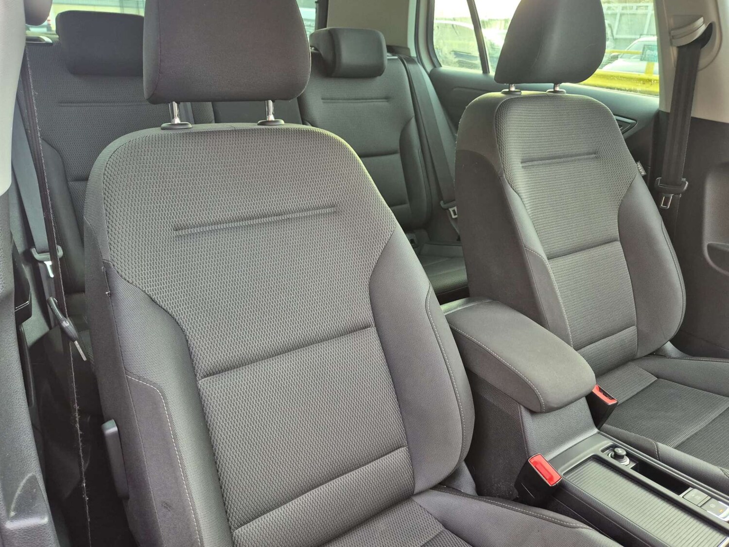 Used Volkswagen Golf 2019 for sale - 76759983: Photo 35