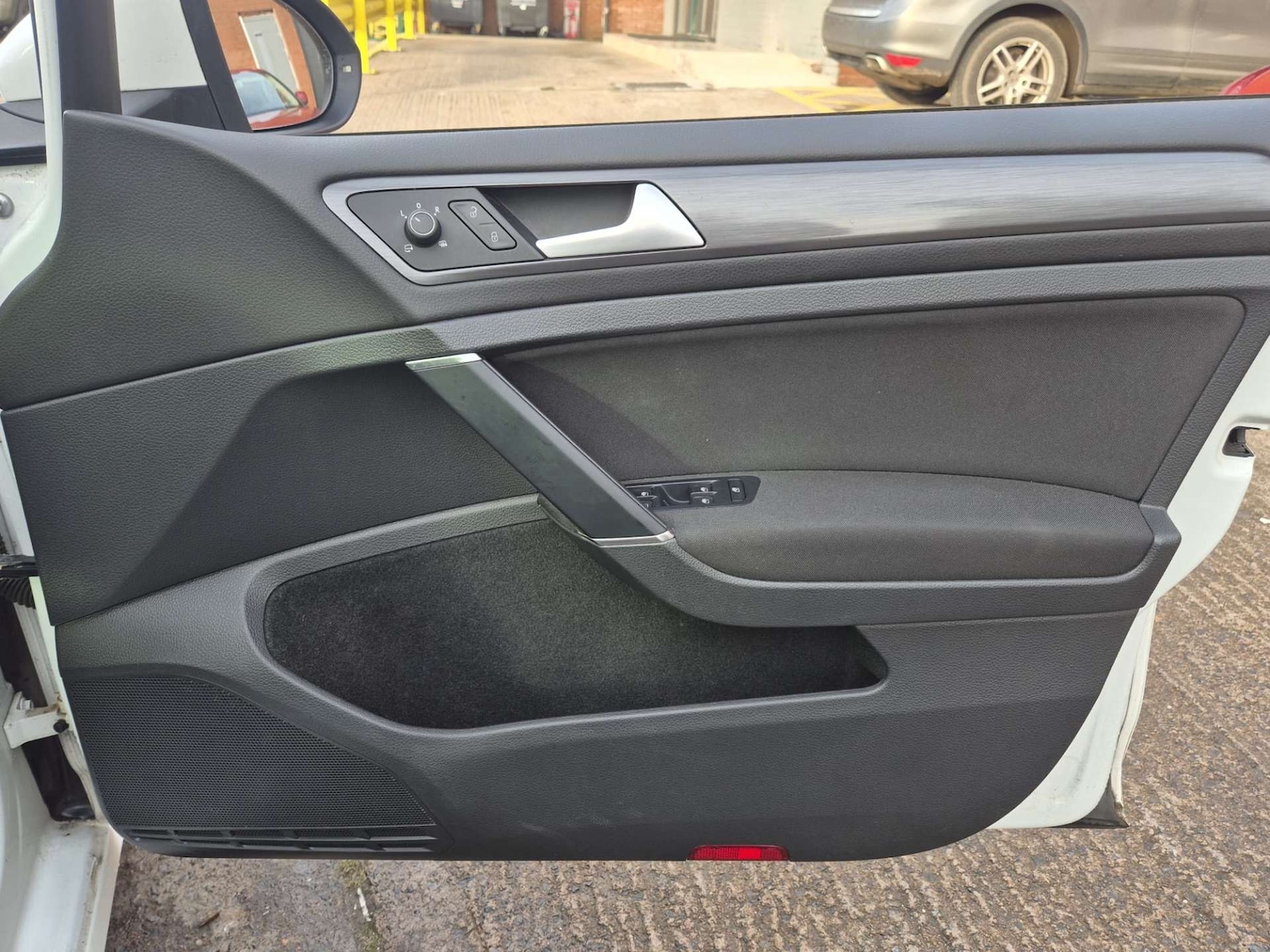 Used Volkswagen Golf 2019 for sale - 76759983: Photo 42