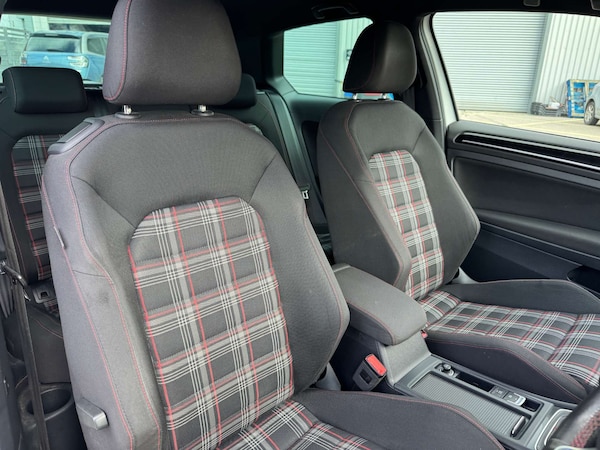 Used Volkswagen Golf 2015 for sale - 76277422: Photo 12